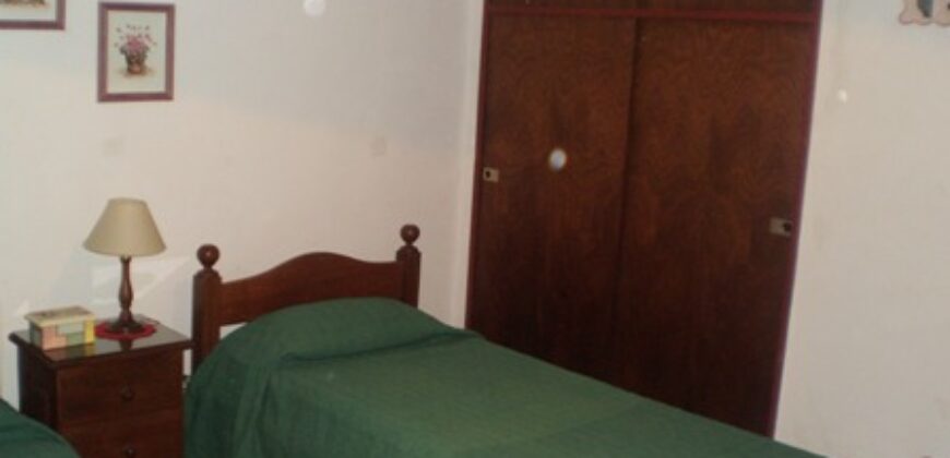 Cod.06 – Se alquila casa en el mejor barrio de Mina Clavero