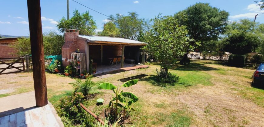 Cod- 16 – Casa con hermoso terreno esquina en Arroyo de los Patos, Córdoba