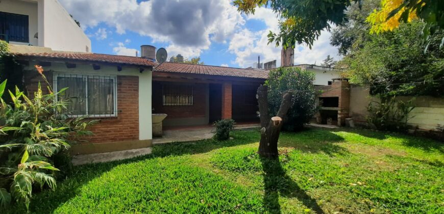 Cod 14 Casa y departamento con excelente ubicación en Mina Clavero.