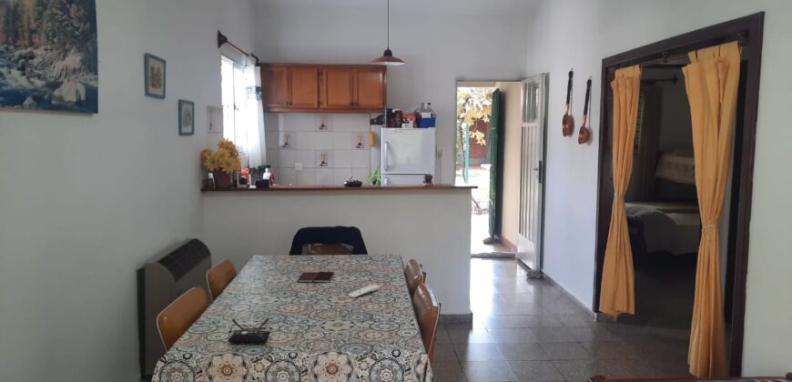 Cod 14 Casa y departamento con excelente ubicación en Mina Clavero.