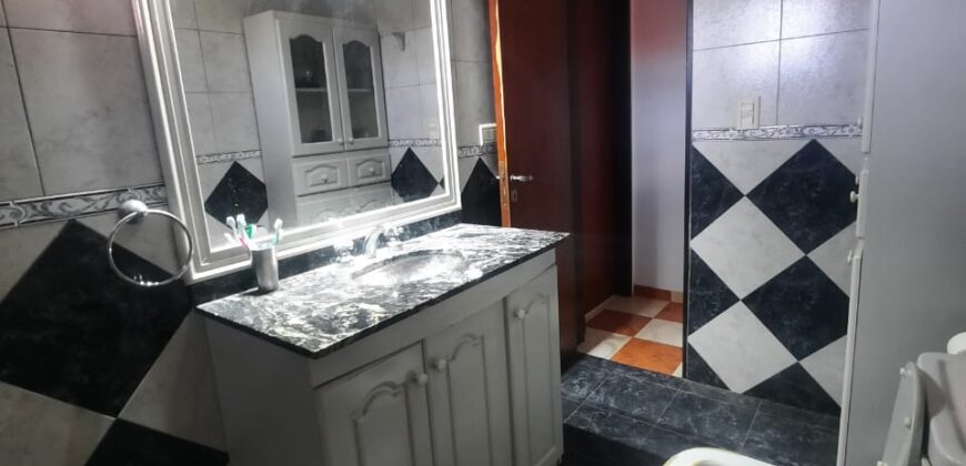 Cod- 12 – Casa de categoría en el mejor Barrio de Mina Clavero.