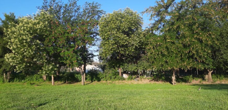 Cod- 114 – 1.5 hectáreas con mejoras, costa de Río  y excelente ubicación en Villa C. Brochero