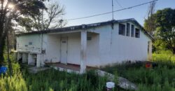 Cod- 114 – 1.5 hectáreas con mejoras, costa de Río  y excelente ubicación en Villa C. Brochero