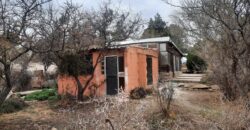 Cod-37 Amplia casa con potencial cerca del balneario Nido del Águila.