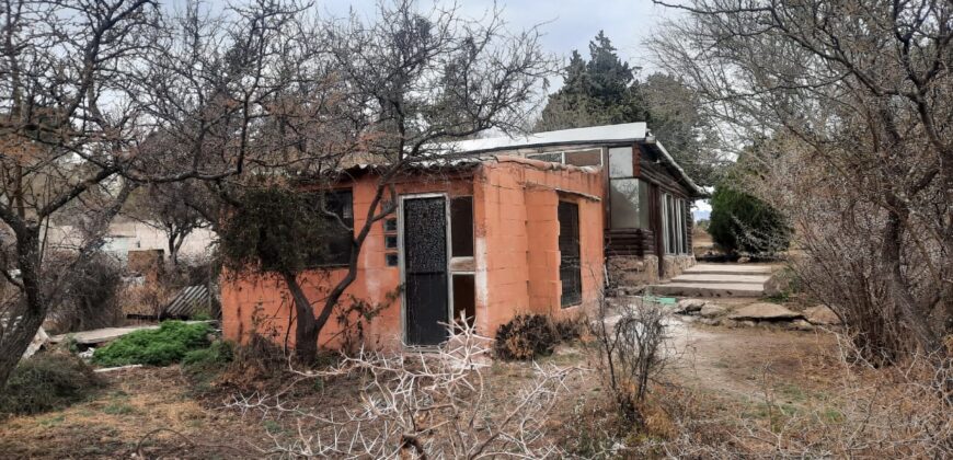 Cod-37 Amplia casa con potencial cerca del balneario Nido del Águila.