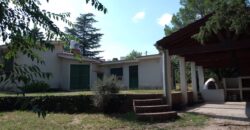 Cod 18- Casa de 4 dormitorios y 2 baños próxima al centro de Mina Clavero