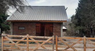 Cod-37 Amplia casa con potencial cerca del balneario Nido del Águila.