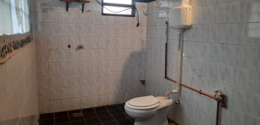 Cod-37 Amplia casa con potencial cerca del balneario Nido del Águila.