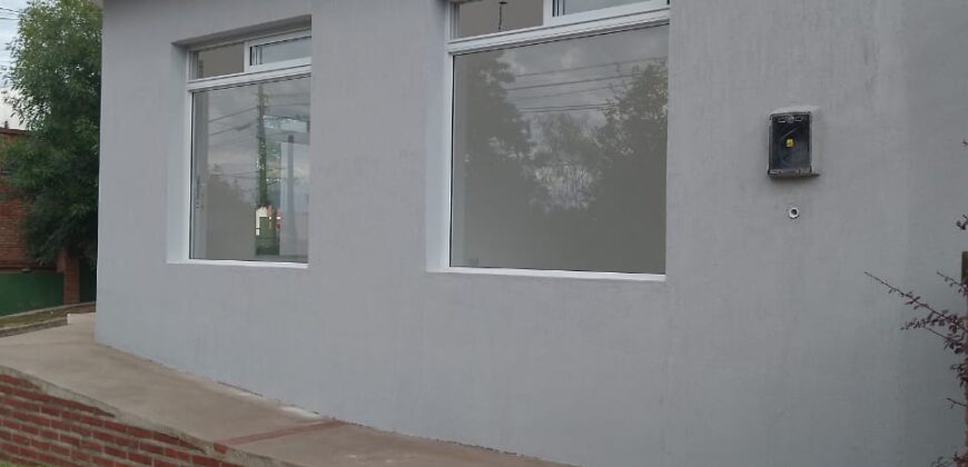 Cod-03 Local comercial a estrenar con ubicación privilegiada, centro de Mina Clavero.