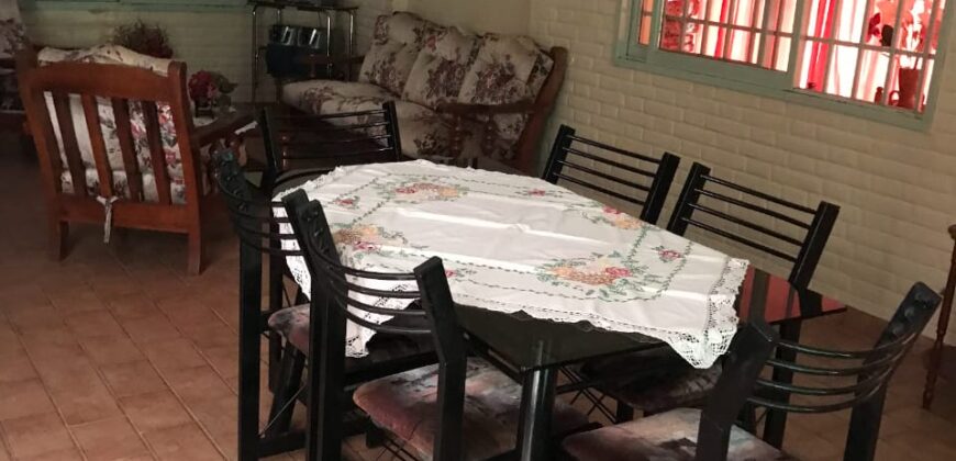 Cod- 17 Casa en la localidad de Nono con más de dos hectáreas de superficie parquizadas.