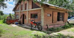 Cod-37 Amplia casa con potencial cerca del balneario Nido del Águila.
