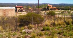 Cod 113 Lote esquina frente a la plaza con Excelentes vistas a Las Sierras.
