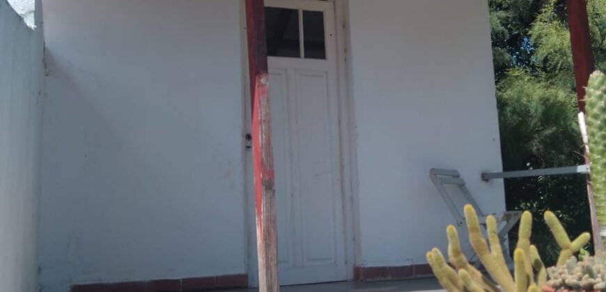 Cod- 38 VENTA Casa y departamento próximo al casino de Mina Clavero