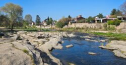 COD 112 – EXCELENTE PROPIEDAD CON ACCESO A RUTA Y RIO PANAHOLMA, CURA BROCHERO.