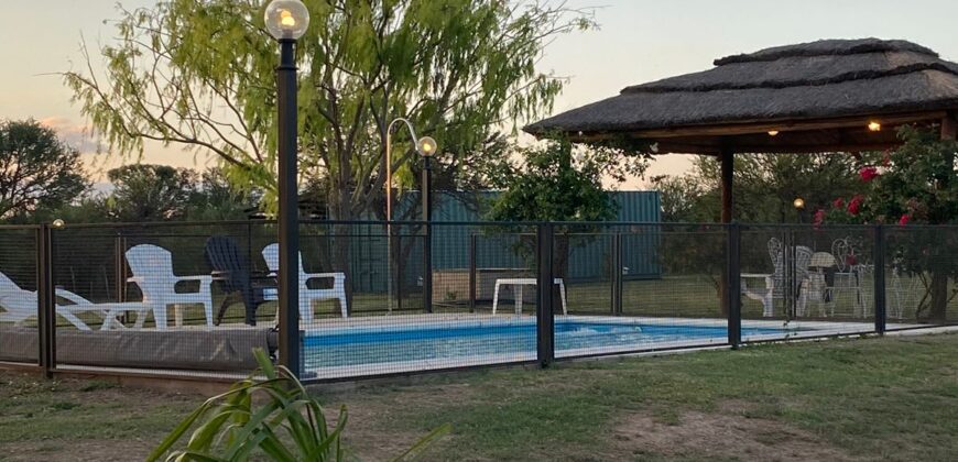 COD 88- Hermosa casa con pileta y 10.000 m² de parque en Panaholma, Córdoba-