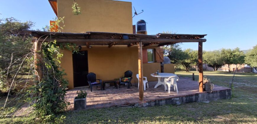 COD 87- CASA ESTILO DÚPLEX ARROYO LOS PATOS, CÓRDOBA.