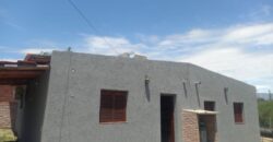 Cod 115-  Dos Dúplex listos para trabajar cerca de conocidos balnearios. 