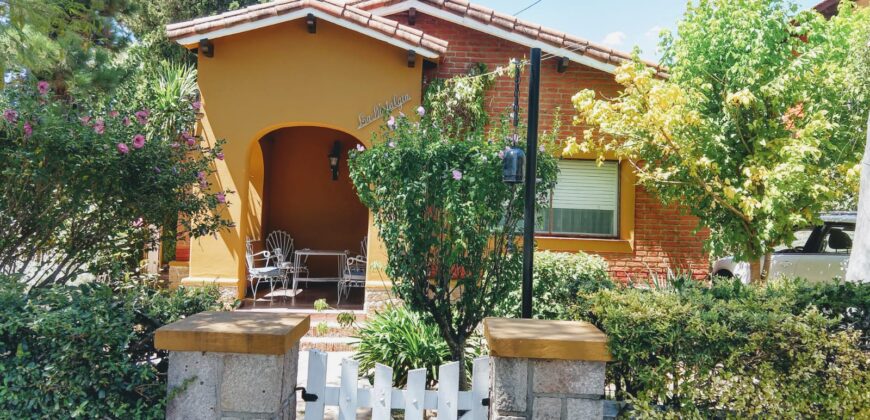 Cod 314-  Casa con Piscina y Departamento con inmejorable ubicacion en Mina Clavero.