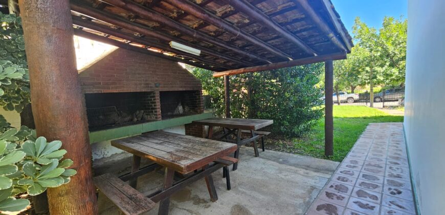 Cod. 317 – Venta de complejo de departamentos con excelente ubicación céntrica en Mina Clavero, Córdoba.