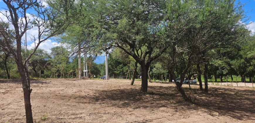 777-Tres lotes de 3000 m2  cada uno frente al río en Villa Cura Brochero.