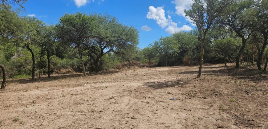 777-Tres lotes de 3000 m2  cada uno frente al río en Villa Cura Brochero.