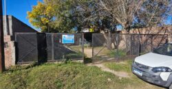 Cod 522  – Casa de tres dormitorios, dos baños, piscina y cochera en Cura Brochero.